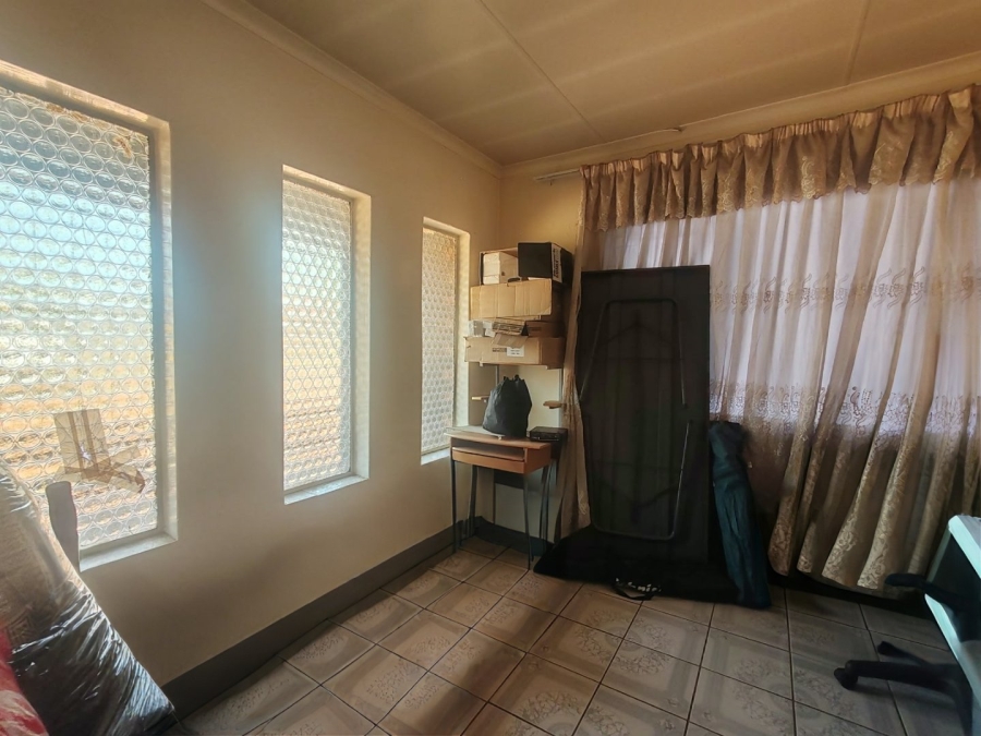 3 Bedroom Property for Sale in Daspoort Estate Gauteng