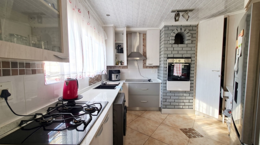 4 Bedroom Property for Sale in Elandspark Gauteng