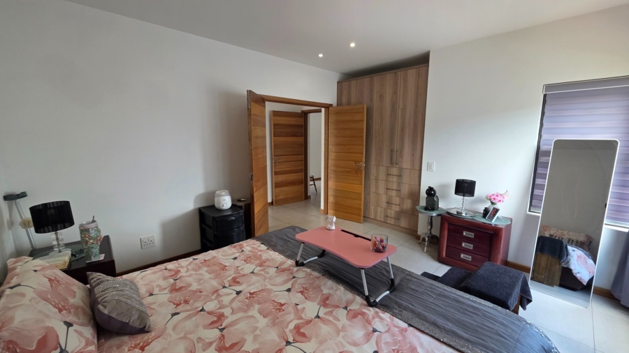 4 Bedroom Property for Sale in Eye of Africa Gauteng