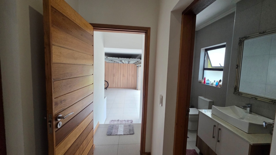 4 Bedroom Property for Sale in Eye of Africa Gauteng
