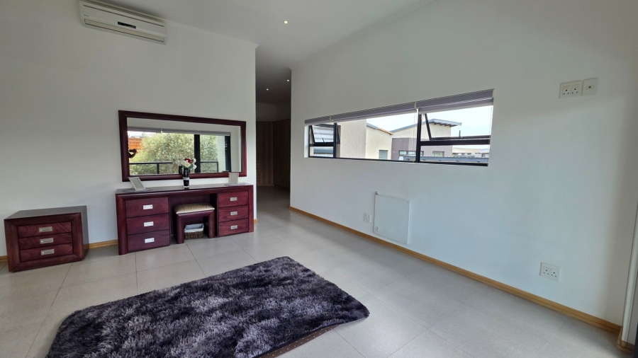4 Bedroom Property for Sale in Eye of Africa Gauteng