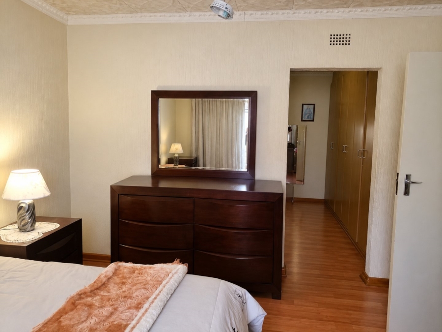 To Let 3 Bedroom Property for Rent in Diepkloof Zone 4 Gauteng