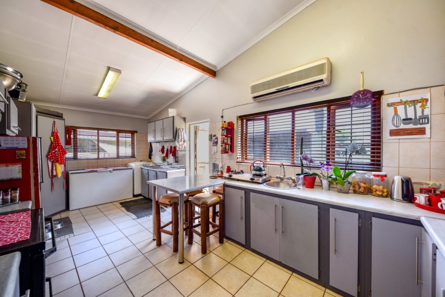 3 Bedroom Property for Sale in Sinoville Gauteng