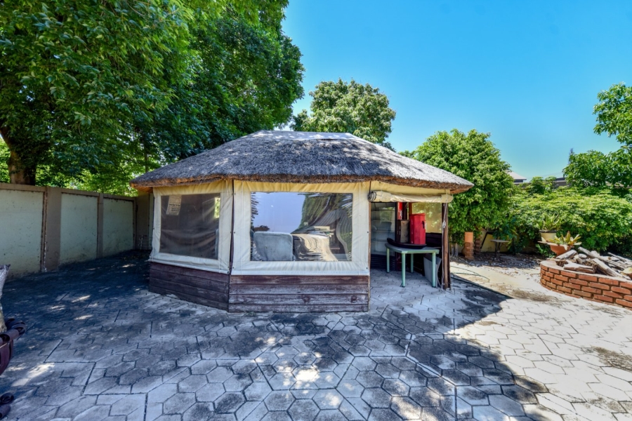 3 Bedroom Property for Sale in Sinoville Gauteng