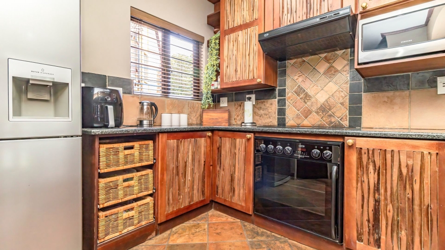 3 Bedroom Property for Sale in Glen Marais Gauteng