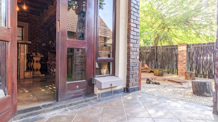 3 Bedroom Property for Sale in Glen Marais Gauteng