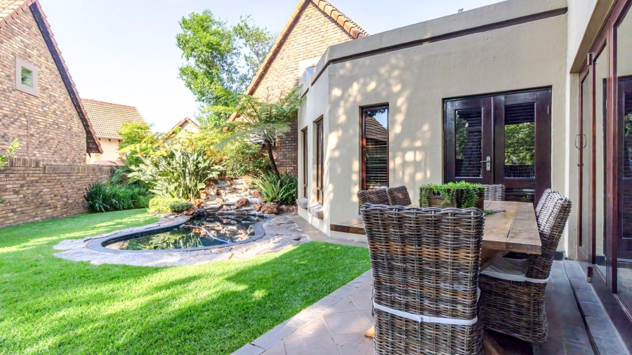 3 Bedroom Property for Sale in Glen Marais Gauteng