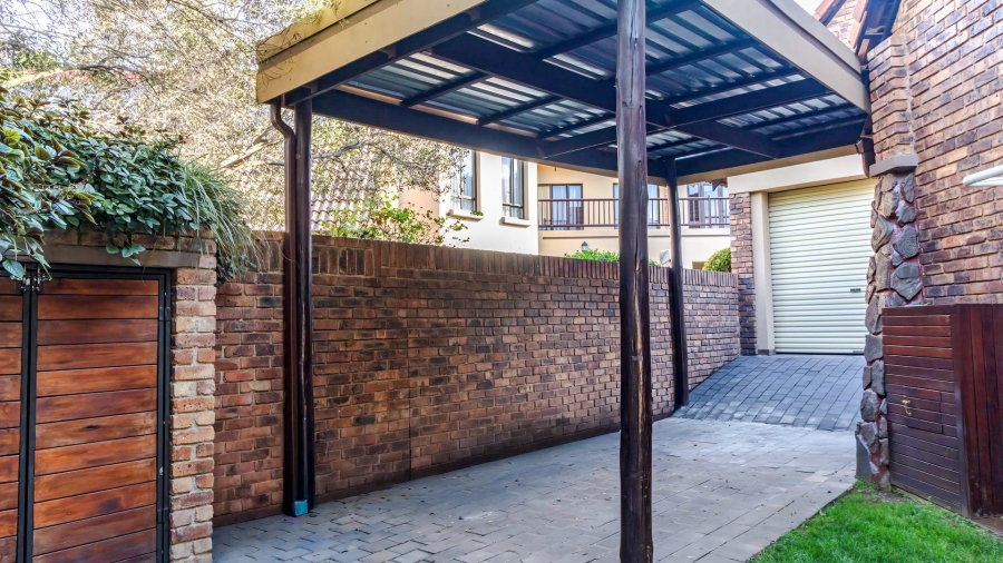 3 Bedroom Property for Sale in Glen Marais Gauteng