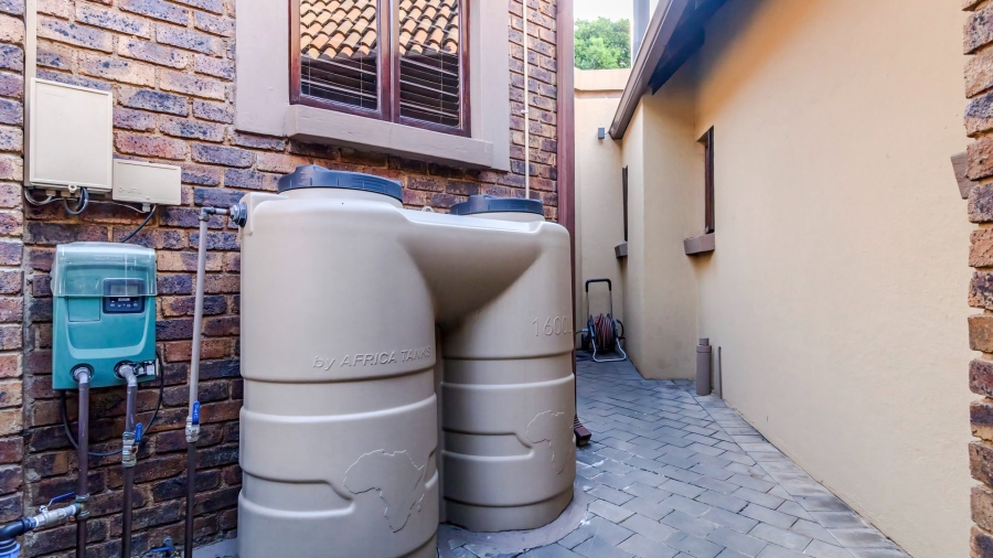 3 Bedroom Property for Sale in Glen Marais Gauteng