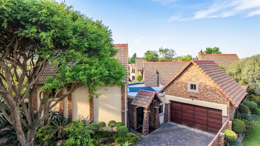 3 Bedroom Property for Sale in Glen Marais Gauteng