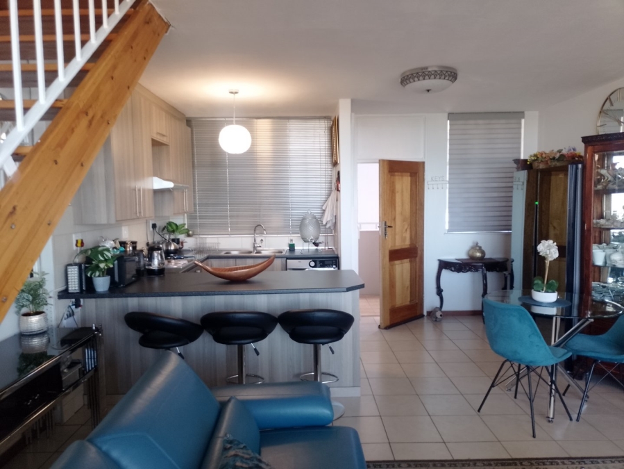 2 Bedroom Property for Sale in La Montagne Gauteng