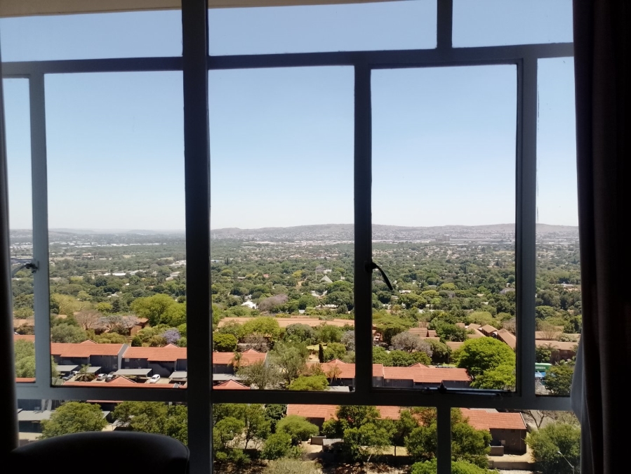 2 Bedroom Property for Sale in La Montagne Gauteng