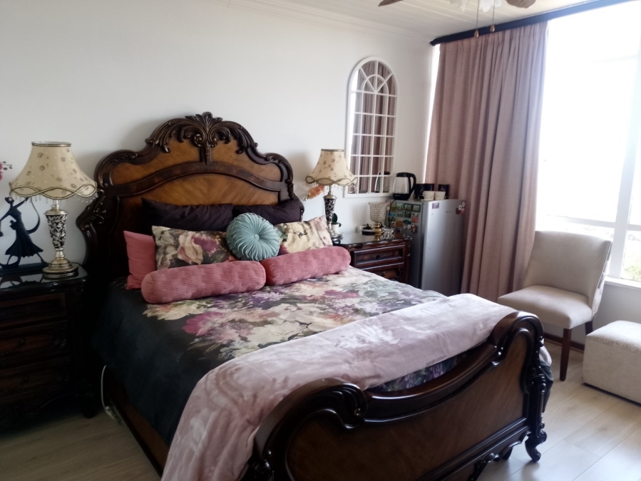 2 Bedroom Property for Sale in La Montagne Gauteng