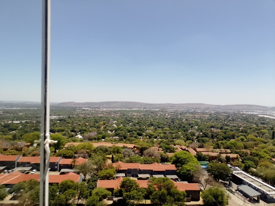 2 Bedroom Property for Sale in La Montagne Gauteng