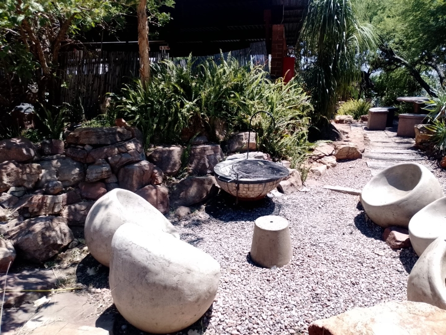 2 Bedroom Property for Sale in La Montagne Gauteng
