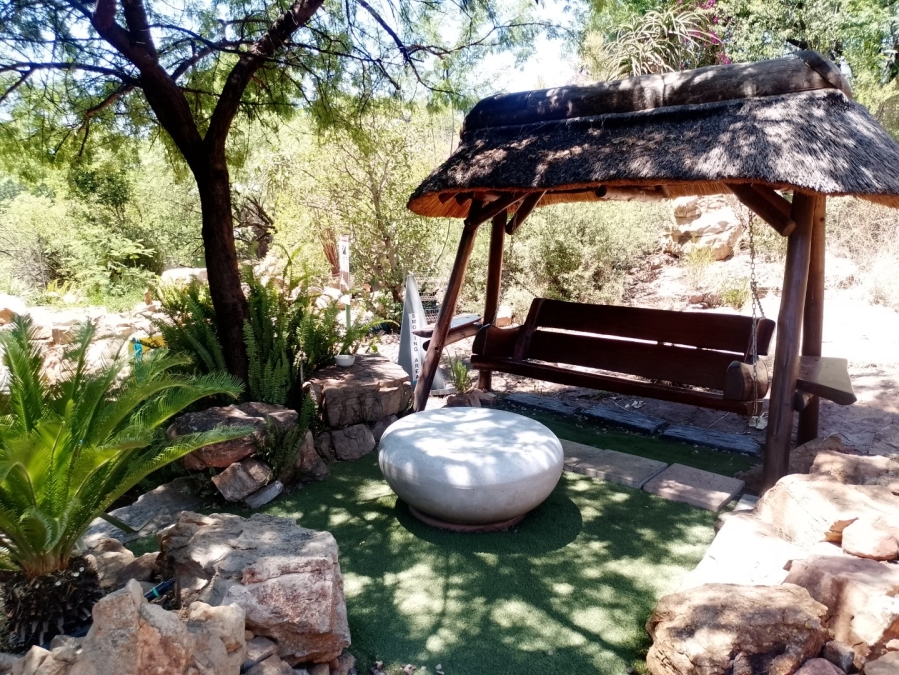 2 Bedroom Property for Sale in La Montagne Gauteng