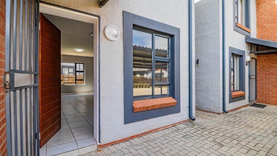 3 Bedroom Property for Sale in Terenure Gauteng