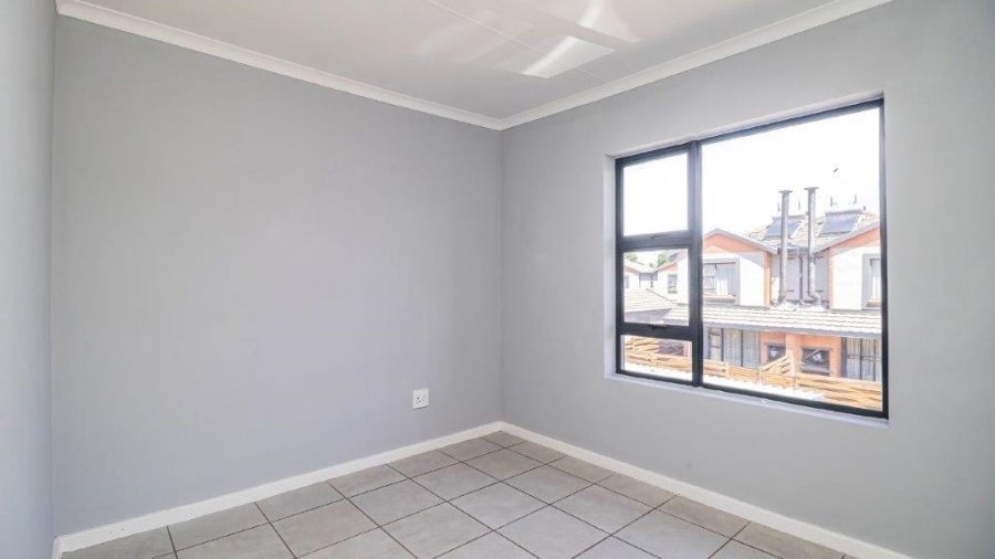 3 Bedroom Property for Sale in Terenure Gauteng
