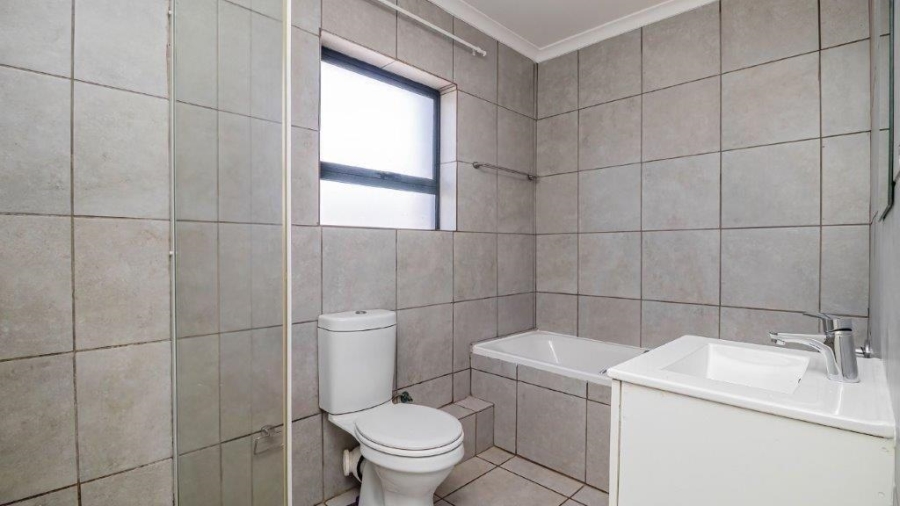 3 Bedroom Property for Sale in Terenure Gauteng