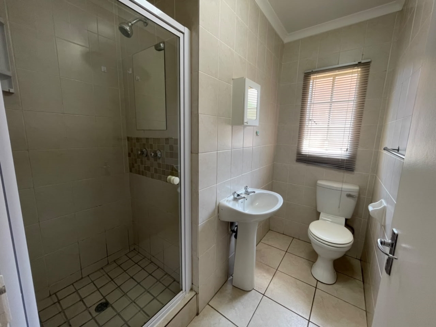 2 Bedroom Property for Sale in Willowbrook Gauteng