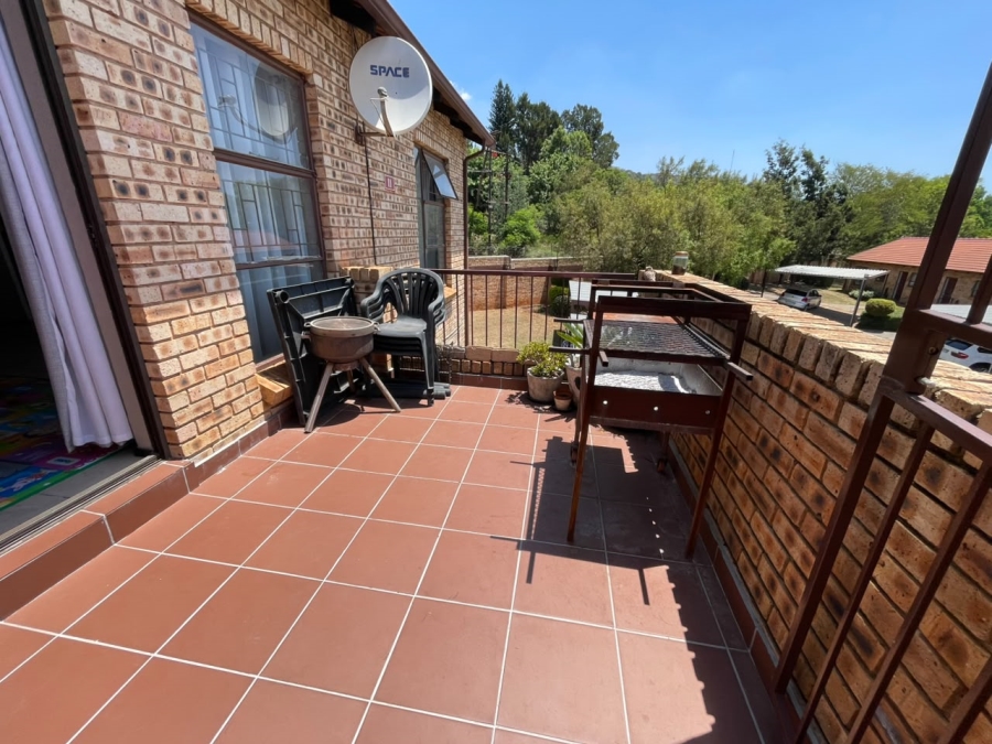 2 Bedroom Property for Sale in Amorosa Gauteng