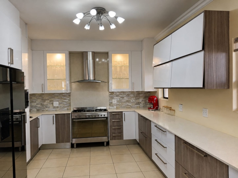 To Let 3 Bedroom Property for Rent in Blue Valley Golf Estate Gauteng