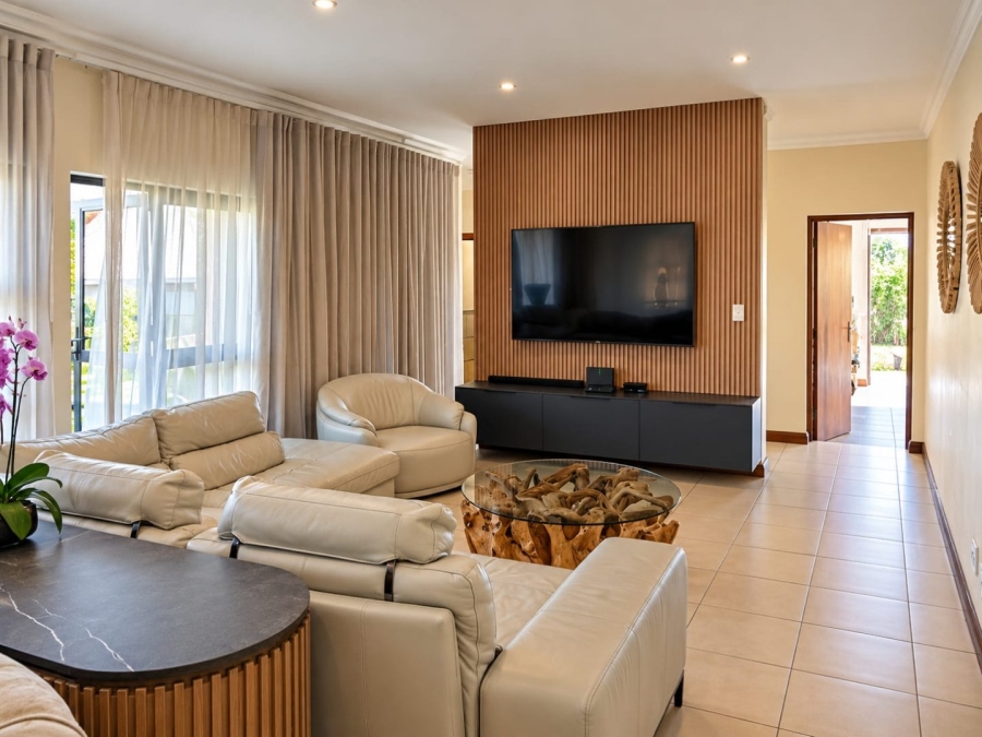 To Let 3 Bedroom Property for Rent in Blue Valley Golf Estate Gauteng