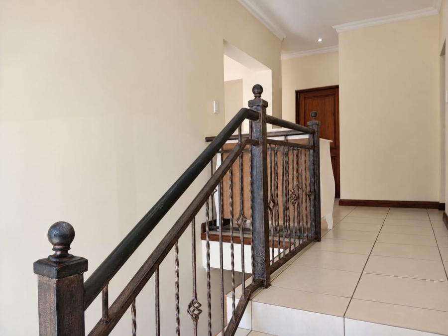 To Let 3 Bedroom Property for Rent in Blue Valley Golf Estate Gauteng