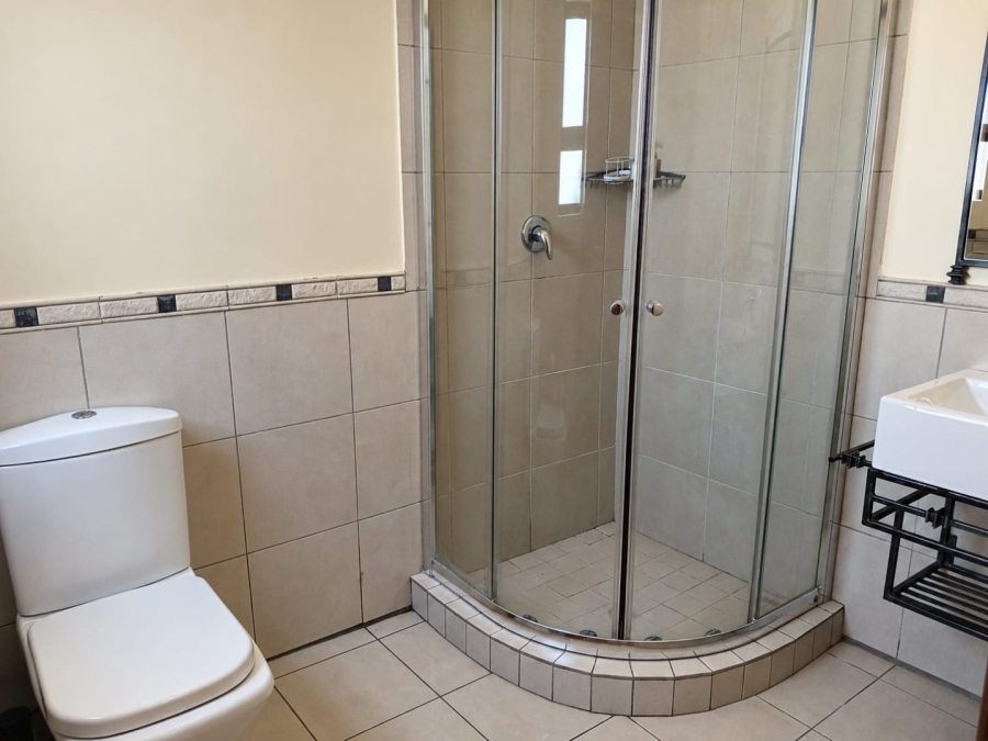 To Let 3 Bedroom Property for Rent in Blue Valley Golf Estate Gauteng