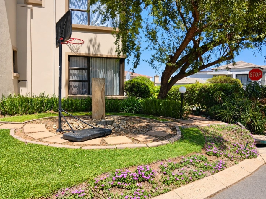 To Let 3 Bedroom Property for Rent in Blue Valley Golf Estate Gauteng