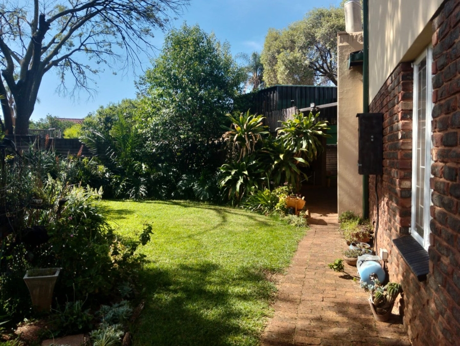 4 Bedroom Property for Sale in Doringkloof Gauteng