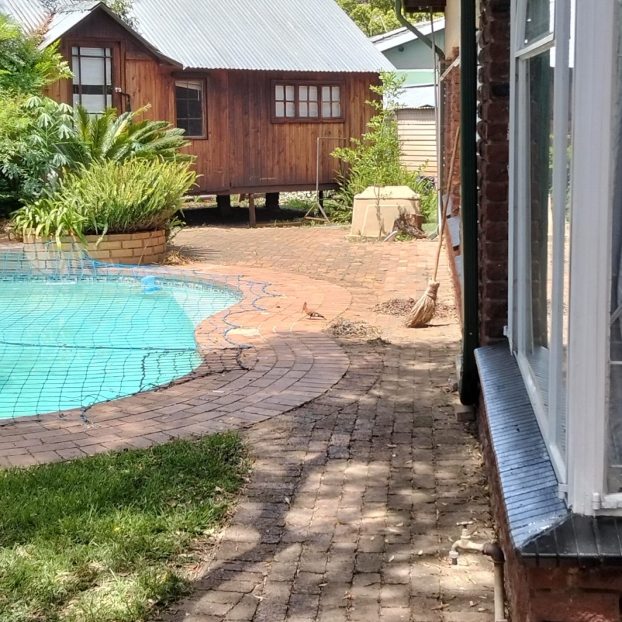 4 Bedroom Property for Sale in Doringkloof Gauteng