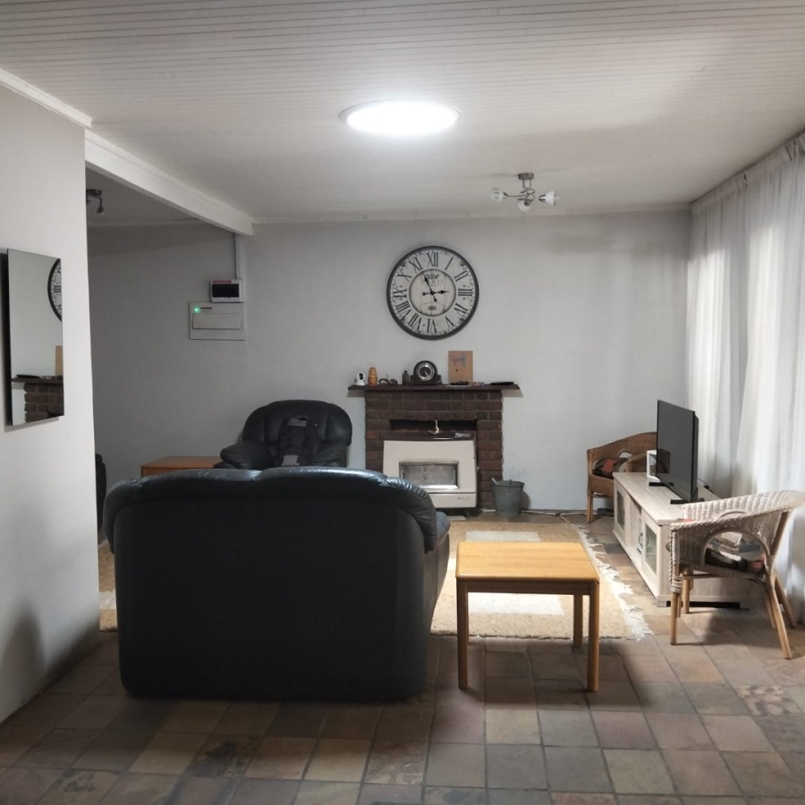 4 Bedroom Property for Sale in Doringkloof Gauteng