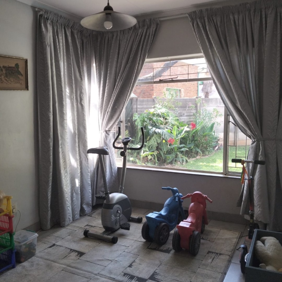 4 Bedroom Property for Sale in Doringkloof Gauteng