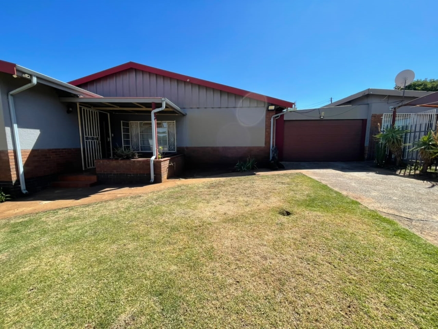 3 Bedroom Property for Sale in Mindalore Gauteng