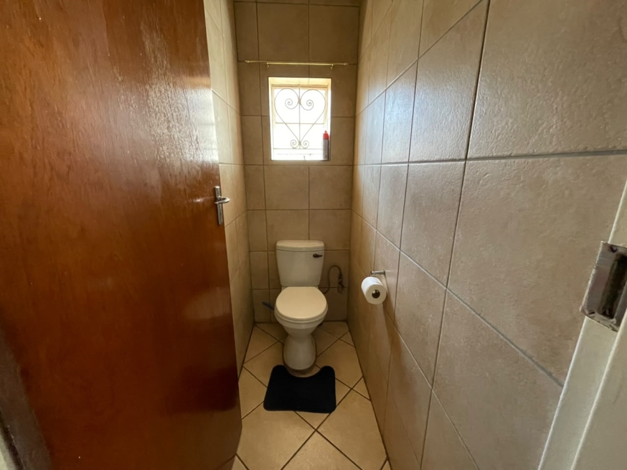 3 Bedroom Property for Sale in Mindalore Gauteng