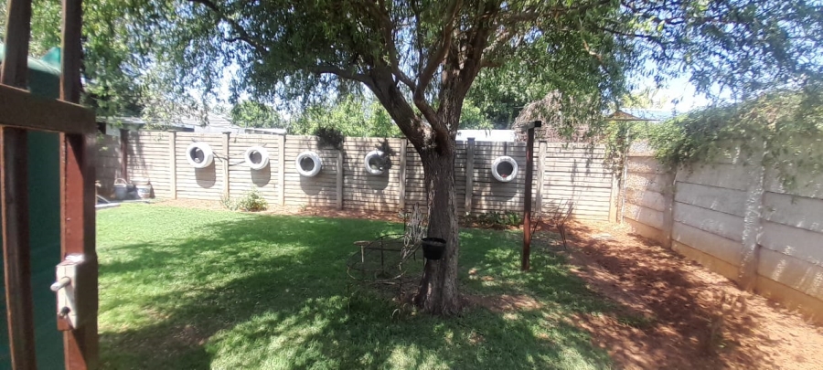 3 Bedroom Property for Sale in Rothdene Gauteng