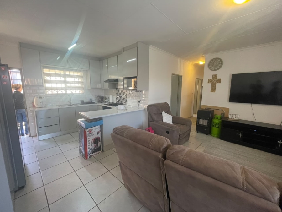 3 Bedroom Property for Sale in Groblerpark Gauteng