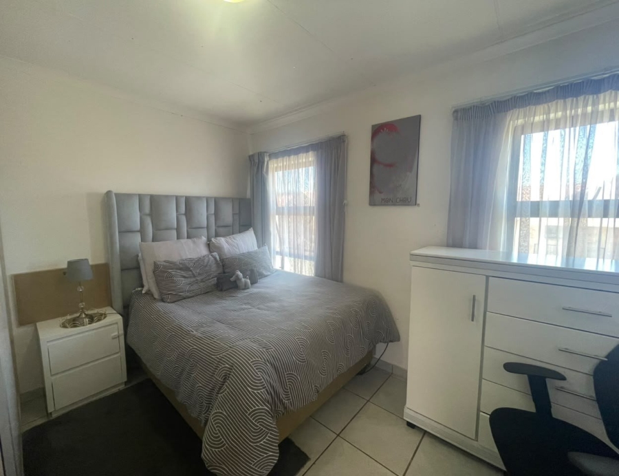 3 Bedroom Property for Sale in Groblerpark Gauteng