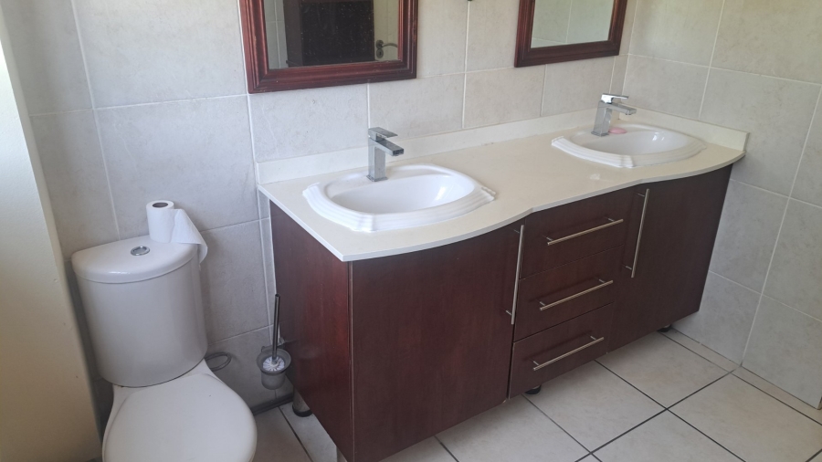 2 Bedroom Property for Sale in Solheim Gauteng