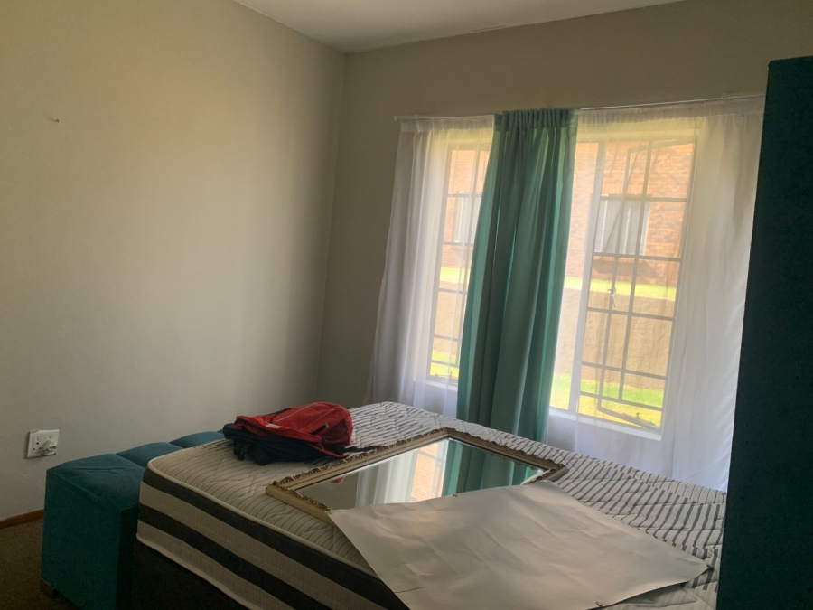 To Let 2 Bedroom Property for Rent in Halfway Gardens Gauteng