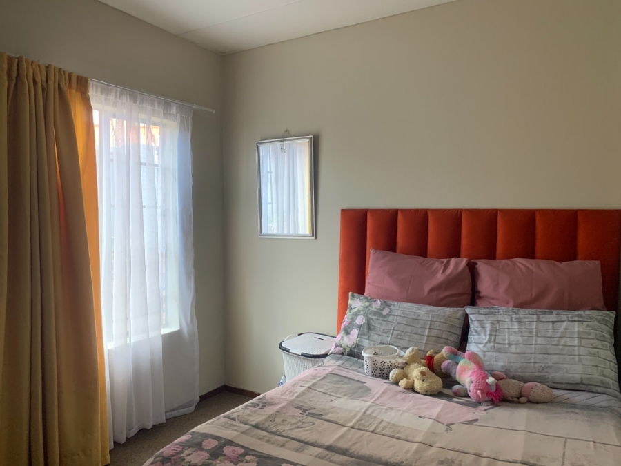 To Let 2 Bedroom Property for Rent in Halfway Gardens Gauteng