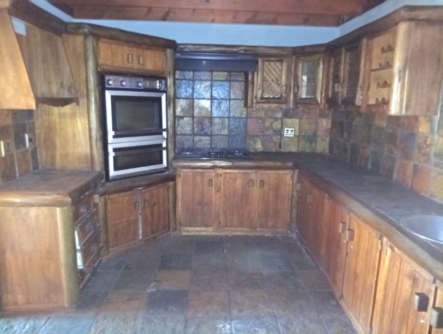 4 Bedroom Property for Sale in Doornpoort Gauteng