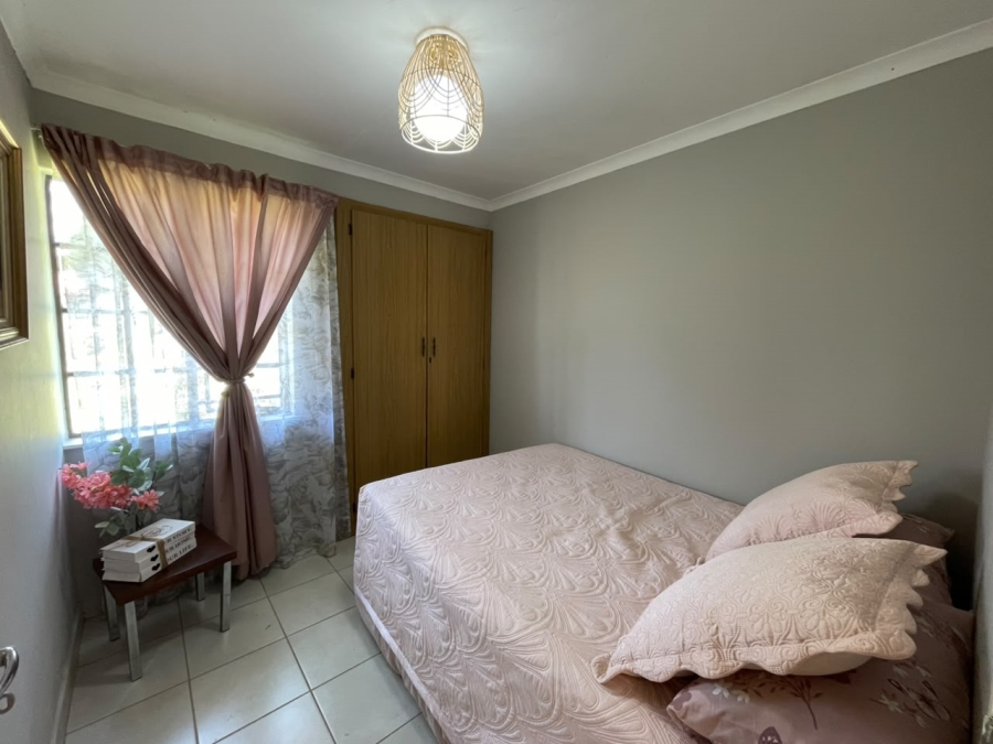 2 Bedroom Property for Sale in Wilgeheuwel Gauteng
