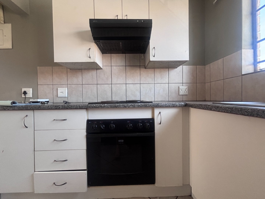 2 Bedroom Property for Sale in Vanderbijlpark SW 5 Gauteng