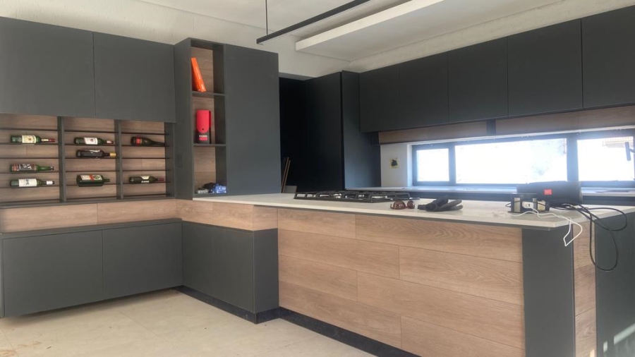 To Let 3 Bedroom Property for Rent in Greenstone Hill Gauteng