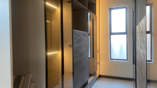 To Let 3 Bedroom Property for Rent in Greenstone Hill Gauteng