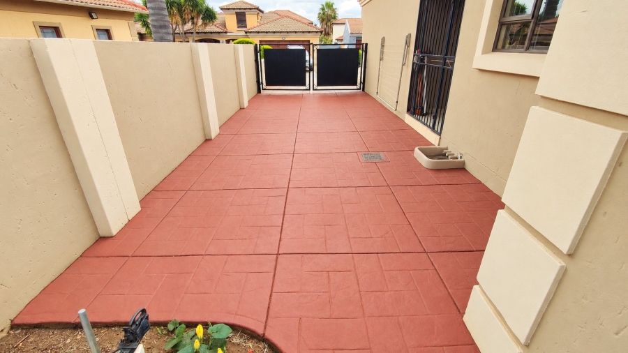 4 Bedroom Property for Sale in Celtisdal Gauteng