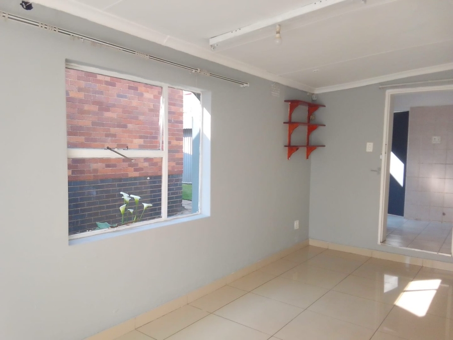 To Let 1 Bedroom Property for Rent in Homestead Gauteng