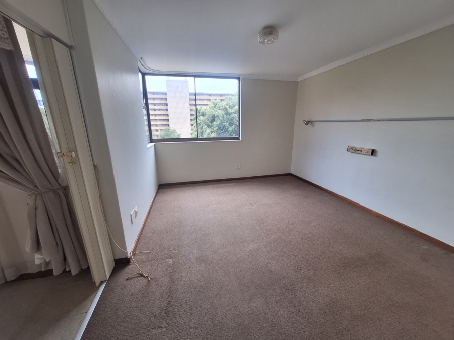 2 Bedroom Property for Sale in Pretoria Central Gauteng
